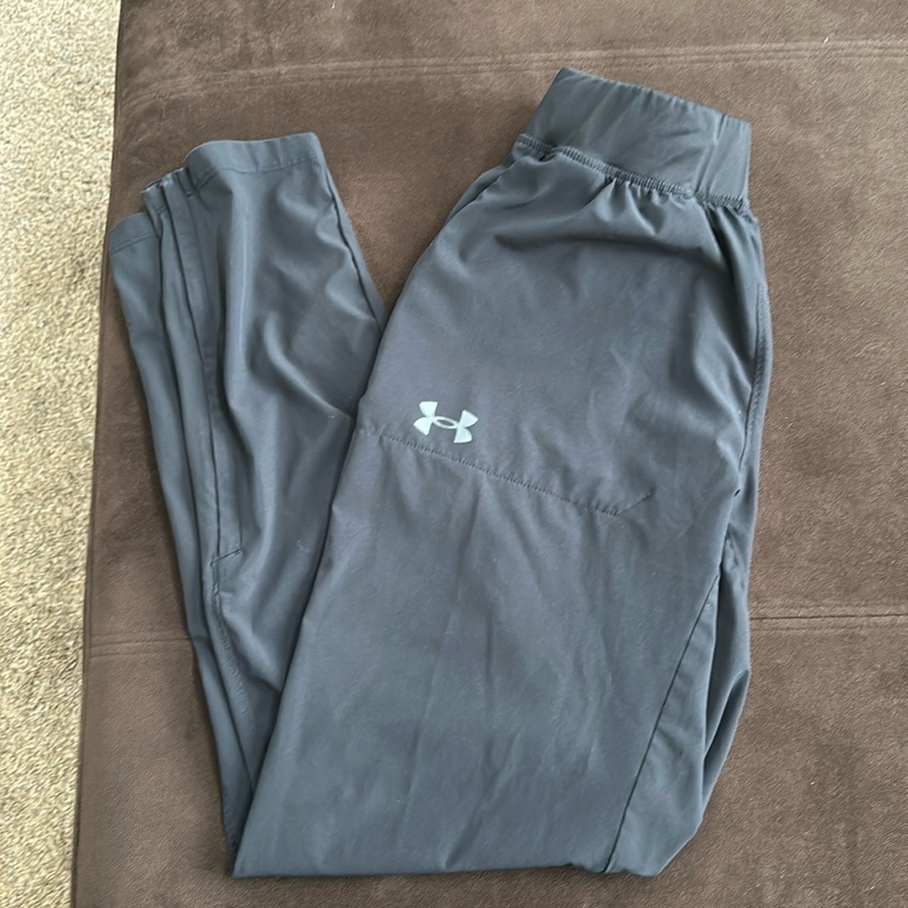 Men’s UA lightweight pants